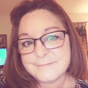 Meet your Posher, Deanna